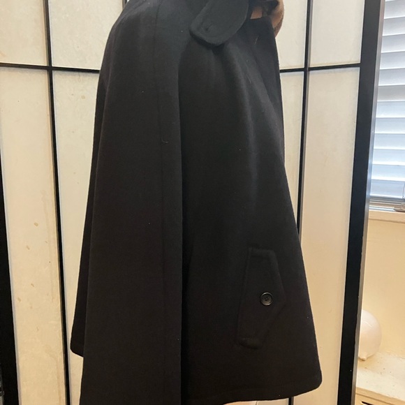 Uniqlo Very Black Wool Blend Short Cape Rare And Stylish Size L Fits M/L/XL - Picture 3 of 10